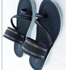 Chillax Wedge Slipper Black