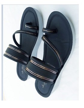 Chillax Wedge Slipper Black